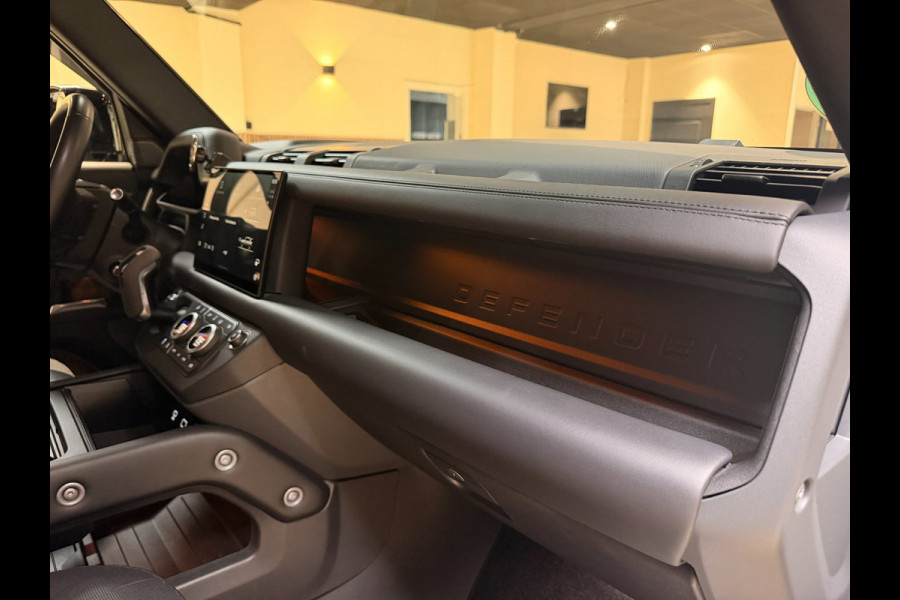 Land Rover Defender Hard Top 3.0 D200 110 MHEV X-Dynamic SE|Urban uitvoering|Pano|HSE|HUD|StandkachelKeyless|Memory|Meridian