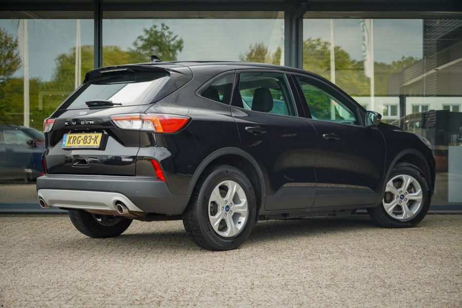 Ford Kuga 2.5 PHEV Titanium / Winter Pack / Zwart Metallic / Incl BTW