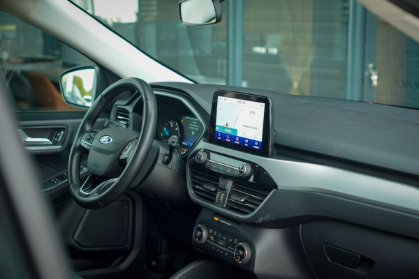 Ford Kuga 2.5 PHEV Titanium / Winter Pack / Zwart Metallic / Incl BTW