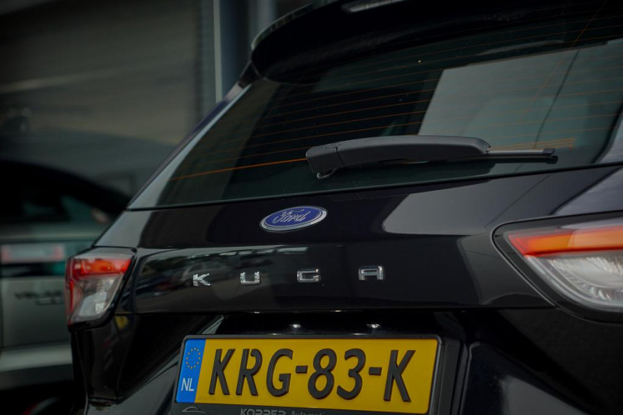 Ford Kuga 2.5 PHEV Titanium / Winter Pack / Zwart Metallic / Incl BTW