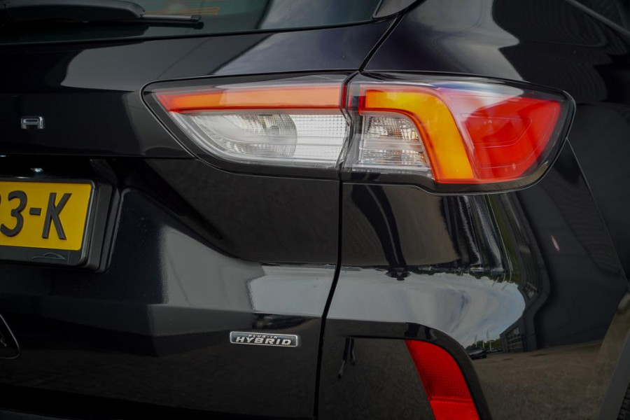 Ford Kuga 2.5 PHEV Titanium / Winter Pack / Zwart Metallic / Incl BTW