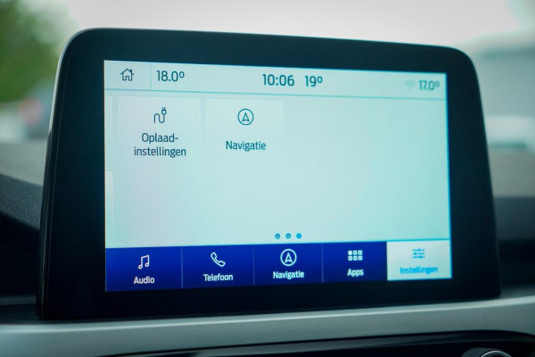 Ford Kuga 2.5 PHEV Titanium / Winter Pack / Zwart Metallic / Incl BTW