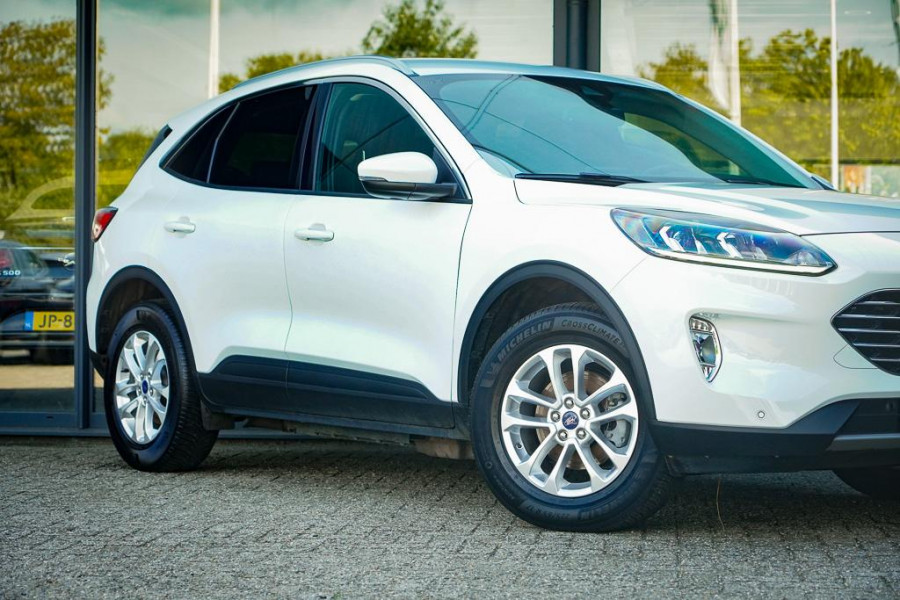 Ford Kuga 2.5 PHEV Titanium / Afneembare trekhaak / Privacy Glass / Stoelverwarming / Incl BTW
