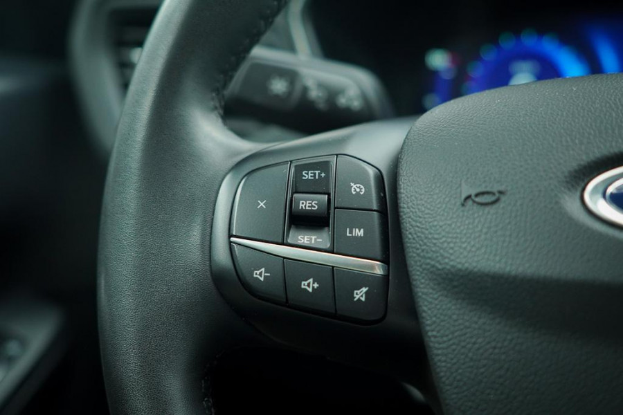 Ford Kuga 2.5 PHEV Titanium / Afneembare trekhaak / Privacy Glass / Stoelverwarming / Incl BTW