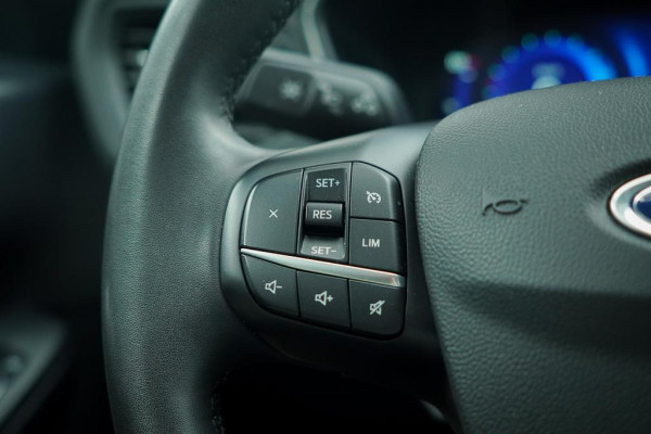 Ford Kuga 2.5 PHEV Titanium / Afneembare trekhaak / Privacy Glass / Stoelverwarming / Incl BTW