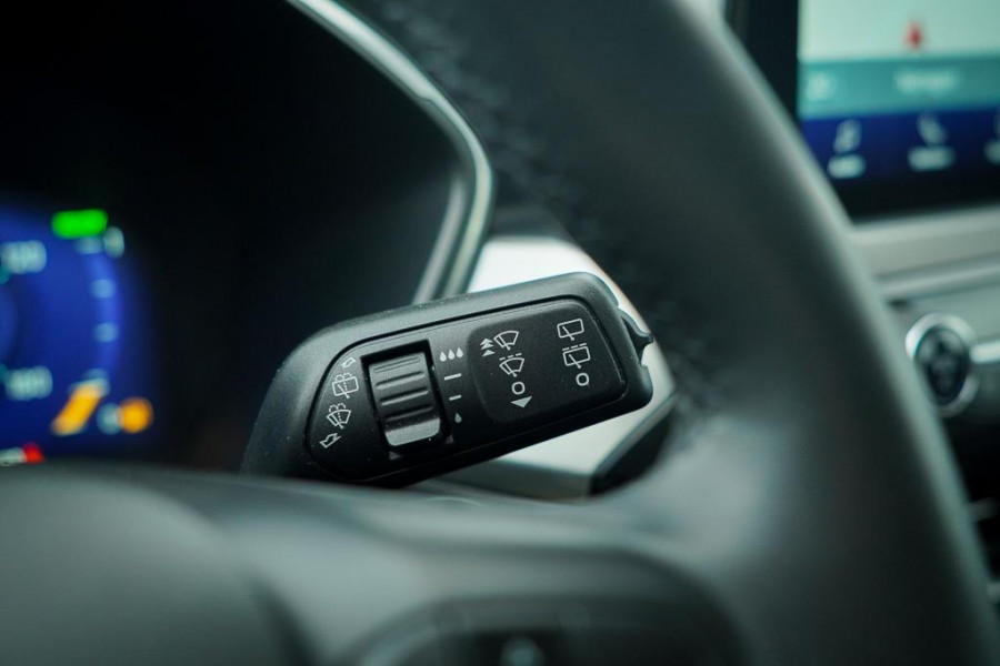 Ford Kuga 2.5 PHEV Titanium / Afneembare trekhaak / Privacy Glass / Stoelverwarming / Incl BTW