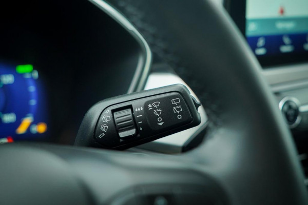 Ford Kuga 2.5 PHEV Titanium / Afneembare trekhaak / Privacy Glass / Stoelverwarming / Incl BTW