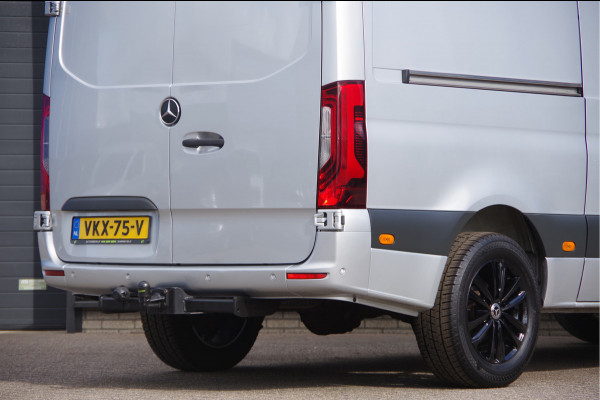 Mercedes-Benz Sprinter 319 3.0 CDI V6 L2H2 AUT. LED, 3.5T TREKHAAK, 360 CAMERA, ADAPT. CRUISE, MBUX 10'', NAVI, CLIMA, PARKEERSENSOREN