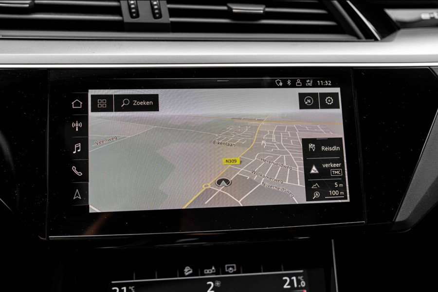 Audi e-tron E-tron 50 Quattro Launch Edition Plus 71 kWh Pano ACC Luchtvering Memory 20''