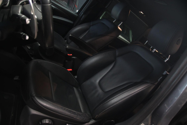 Mercedes-Benz V-Klasse 250d Lang 4MATIC BURMESTER-360-CARBON-360-LEDER