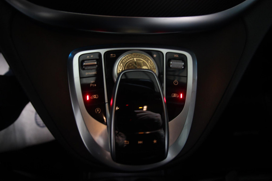 Mercedes-Benz V-Klasse 250d Lang 4MATIC BURMESTER-360-CARBON-360-LEDER