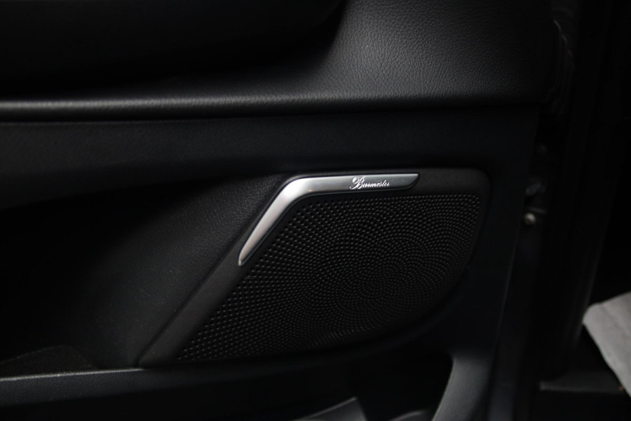 Mercedes-Benz V-Klasse 250d Lang 4MATIC BURMESTER-360-CARBON-360-LEDER