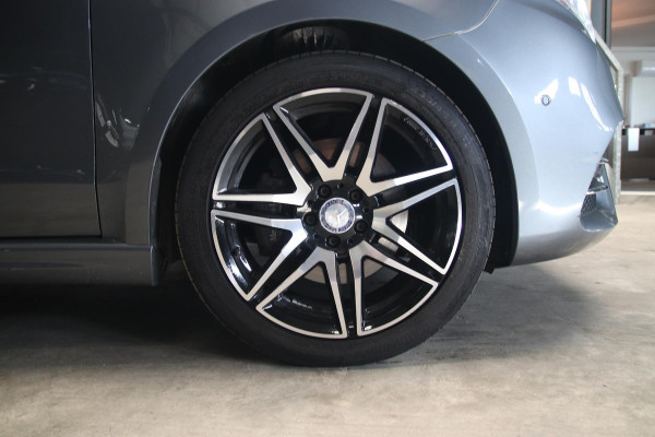 Mercedes-Benz V-Klasse 250d Lang 4MATIC BURMESTER-360-CARBON-360-LEDER