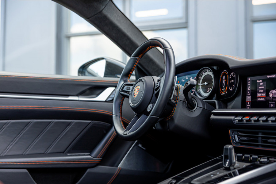 Porsche 911 3.0 Carrera 4 S Porsche Centrum Gelderland Exclusive Edition / 14dkm km NAP / Liftsysteem / Burmester