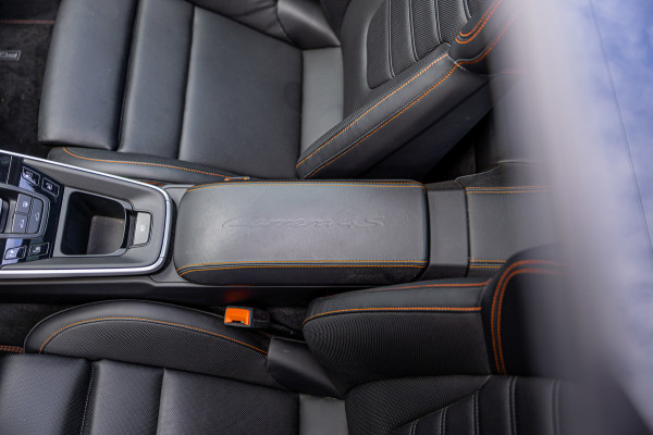 Porsche 911 3.0 Carrera 4 S Porsche Centrum Gelderland Exclusive Edition / 14dkm km NAP / Liftsysteem / Burmester