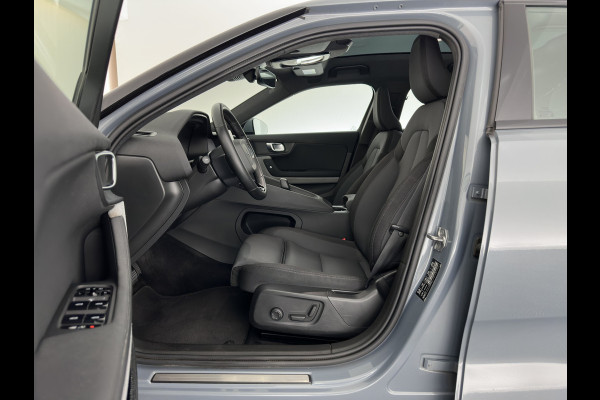 Polestar 2 Long Range Dual Motor 78 kWh [3-Fase-11kW] {SOH-88%} (INCL-BTW) Aut. *PANO | FULL-LED | MEMORY-PACK | CAMERA | KEYLESS | LANE-ASSIST | DIGI-COCKPIT | CARPLAY | DAB+ | HEATED-COMFORTSEATS | CRUISE | TOWBAR | 20''ALU*