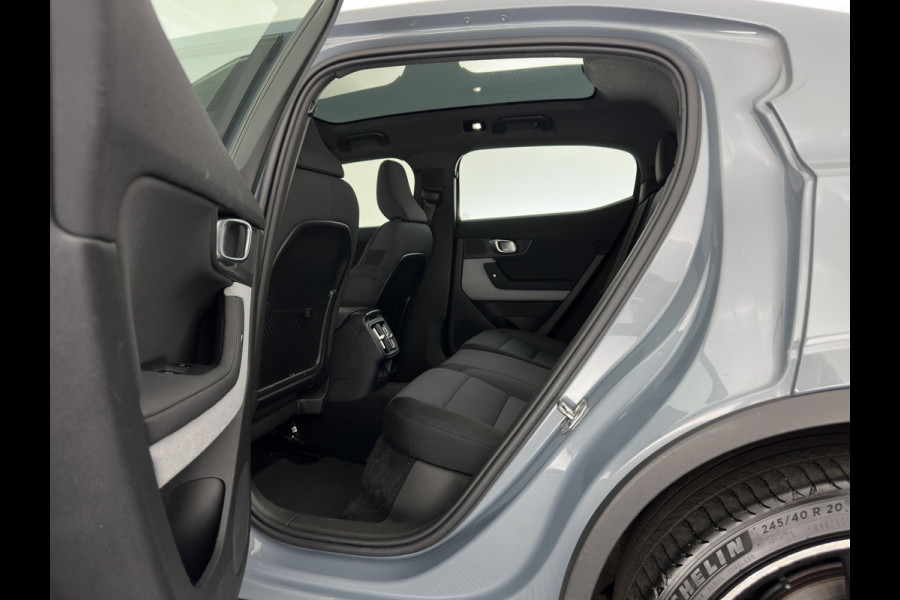 Polestar 2 Long Range Dual Motor 78 kWh [3-Fase-11kW] {SOH-88%} (INCL-BTW) Aut. *PANO | FULL-LED | MEMORY-PACK | CAMERA | KEYLESS | LANE-ASSIST | DIGI-COCKPIT | CARPLAY | DAB+ | HEATED-COMFORTSEATS | CRUISE | TOWBAR | 20''ALU*