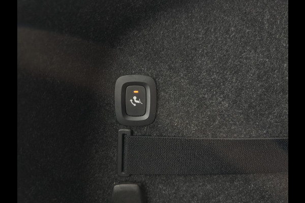 Polestar 2 Long Range Dual Motor 78 kWh [3-Fase-11kW] {SOH-88%} (INCL-BTW) Aut. *PANO | FULL-LED | MEMORY-PACK | CAMERA | KEYLESS | LANE-ASSIST | DIGI-COCKPIT | CARPLAY | DAB+ | HEATED-COMFORTSEATS | CRUISE | TOWBAR | 20''ALU*