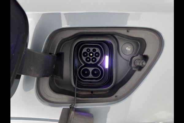 Polestar 2 Long Range Dual Motor 78 kWh [3-Fase-11kW] {SOH-88%} (INCL-BTW) Aut. *PANO | FULL-LED | MEMORY-PACK | CAMERA | KEYLESS | LANE-ASSIST | DIGI-COCKPIT | CARPLAY | DAB+ | HEATED-COMFORTSEATS | CRUISE | TOWBAR | 20''ALU*