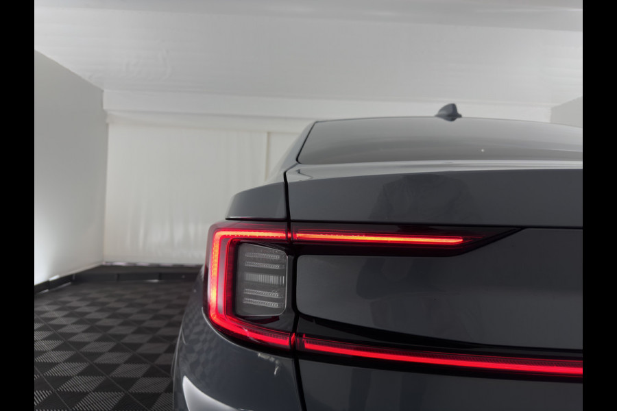 Polestar 2 Long Range Dual Motor 78 kWh [3-Fase-11kW] {SOH-88%} (INCL-BTW) Aut. *PANO | FULL-LED | MEMORY-PACK | CAMERA | KEYLESS | LANE-ASSIST | DIGI-COCKPIT | CARPLAY | DAB+ | HEATED-COMFORTSEATS | CRUISE | TOWBAR | 20''ALU*