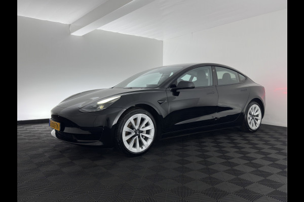 Tesla Model 3 RWD 60 kWh [3-Fase-11kW ] {SoH-88%} (INCL-BTW) Aut. *PANO | LEATHER | KEYLESS | FULL-LED | MEMORY-PACK | TOPVIEW | DAB | CARPLAY | DIGI-COCKPIT | LANE-ASSIST | HEATED-COMFORTSEATS | AUTOPILOT | 19"ALU*