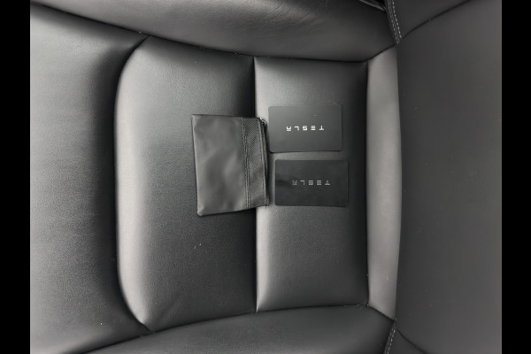 Tesla Model 3 RWD 60 kWh [3-Fase-11kW ] {SoH-88%} (INCL-BTW) Aut. *PANO | LEATHER | KEYLESS | FULL-LED | MEMORY-PACK | TOPVIEW | DAB | CARPLAY | DIGI-COCKPIT | LANE-ASSIST | HEATED-COMFORTSEATS | AUTOPILOT | 19"ALU*