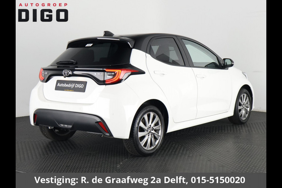 Toyota Yaris 1.5 Hybrid 115 Dynamic Luxury Bi-Tone | Stuur- & Stoelverwarming | Parkeersensoren | Adaptieve Cruise Control | BSM
