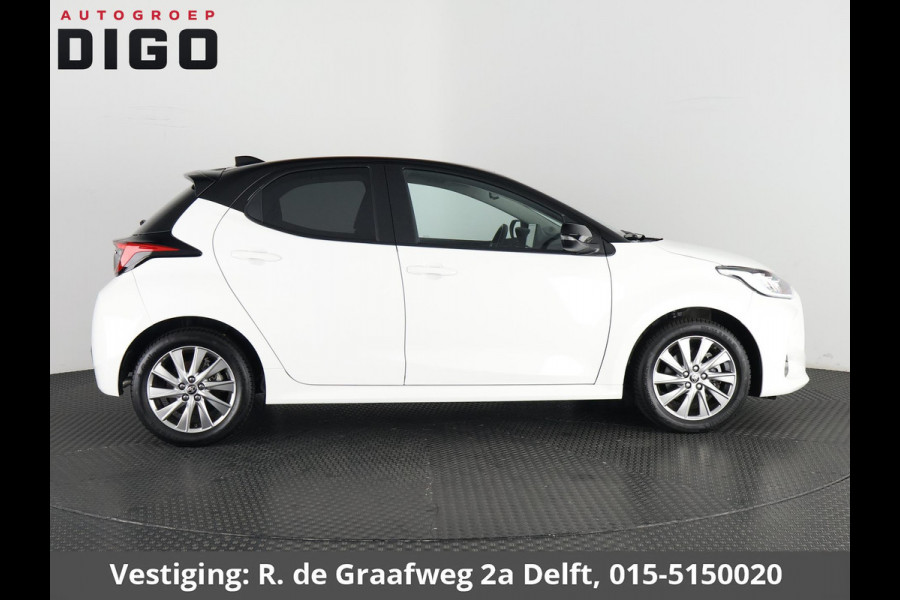 Toyota Yaris 1.5 Hybrid 115 Dynamic Luxury Bi-Tone | Stuur- & Stoelverwarming | Parkeersensoren | Adaptieve Cruise Control | BSM