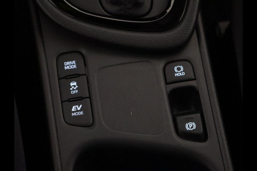 Toyota Yaris 1.5 Hybrid 115 Dynamic Luxury Bi-Tone | Stuur- & Stoelverwarming | Parkeersensoren | Adaptieve Cruise Control | BSM