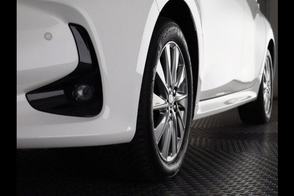 Toyota Yaris 1.5 Hybrid 115 Dynamic Luxury Bi-Tone | Stuur- & Stoelverwarming | Parkeersensoren | Adaptieve Cruise Control | BSM