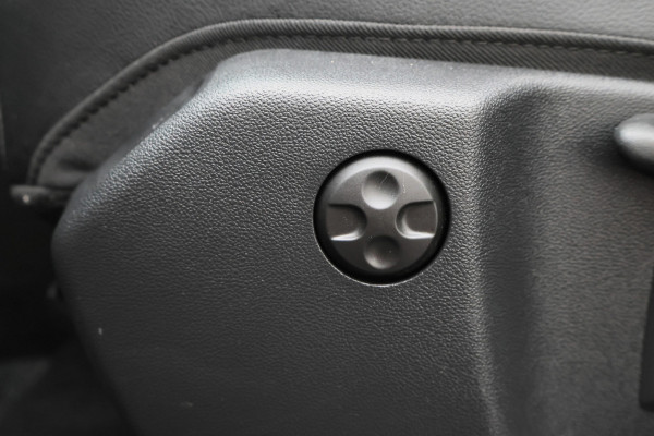 Opel Grandland 1.6 Turbo Plug-In Hybrid Elegance Virtual Cockpit, ACC, Camera, Apple Carplay, DAB, Climate, LED, Rijstrooksensor, 18''