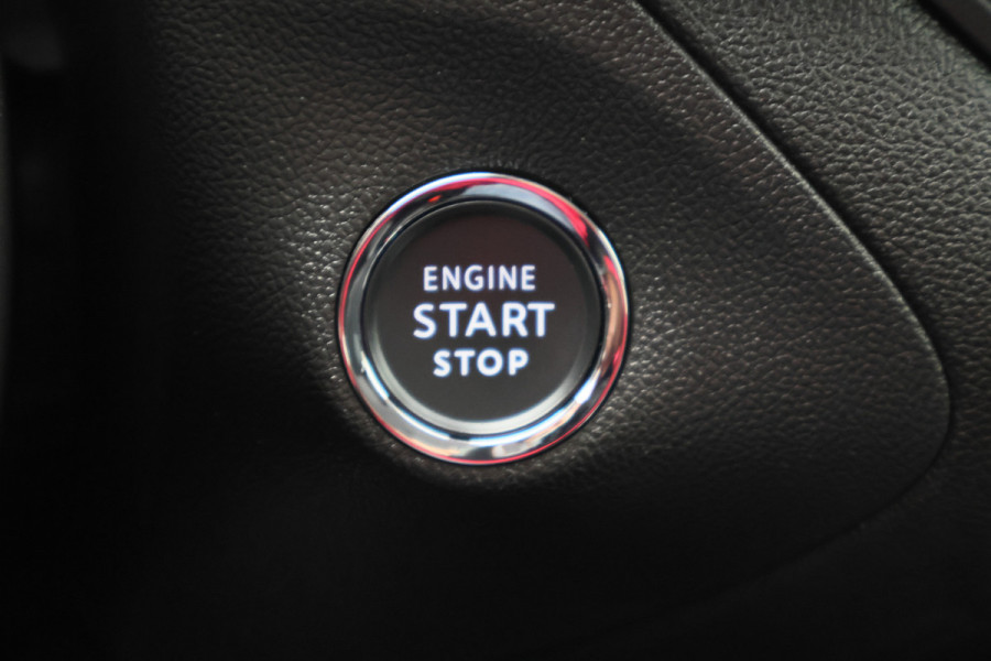 Opel Grandland 1.6 Turbo Plug-In Hybrid Elegance Virtual Cockpit, ACC, Camera, Apple Carplay, DAB, Climate, LED, Rijstrooksensor, 18''