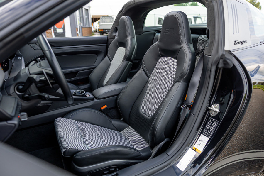 Porsche 911 Targa 3.0 Carrera 4 GTS Edition 50 Years Porsche Design / 1 of the 750 / NL-Auto / 360 Camera / Carplay