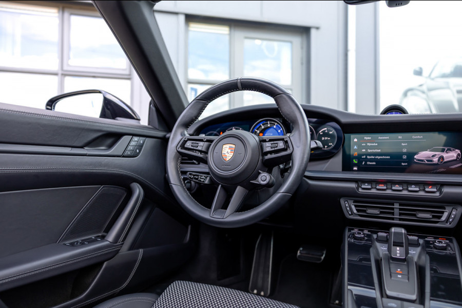 Porsche 911 Targa 3.0 Carrera 4 GTS Edition 50 Years Porsche Design / 1 of the 750 / NL-Auto / 360 Camera / Carplay