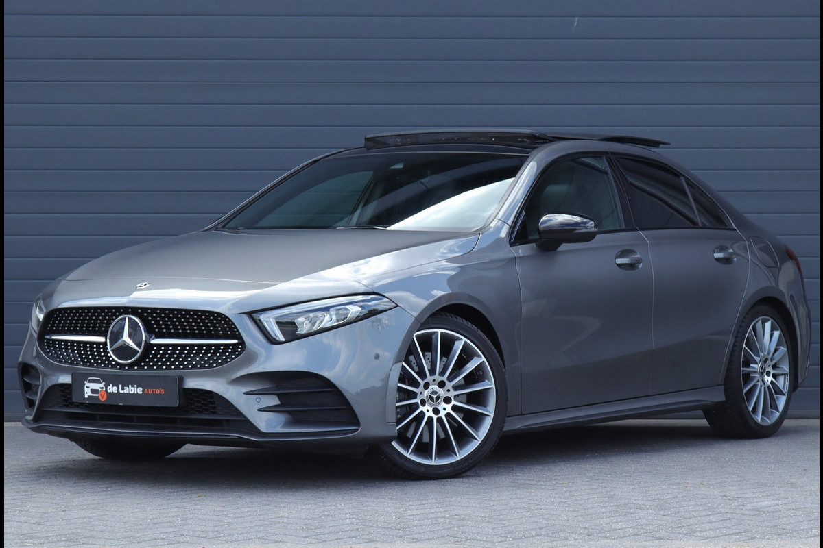 Mercedes-Benz A-Klasse A-Klasse A 250 A250 4Matic AMG Line sedan / sfeerverlichting / pano /carplay
