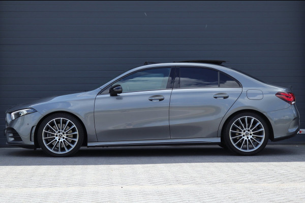 Mercedes-Benz A-Klasse A-Klasse A 250 A250 4Matic AMG Line sedan / sfeerverlichting / pano /carplay
