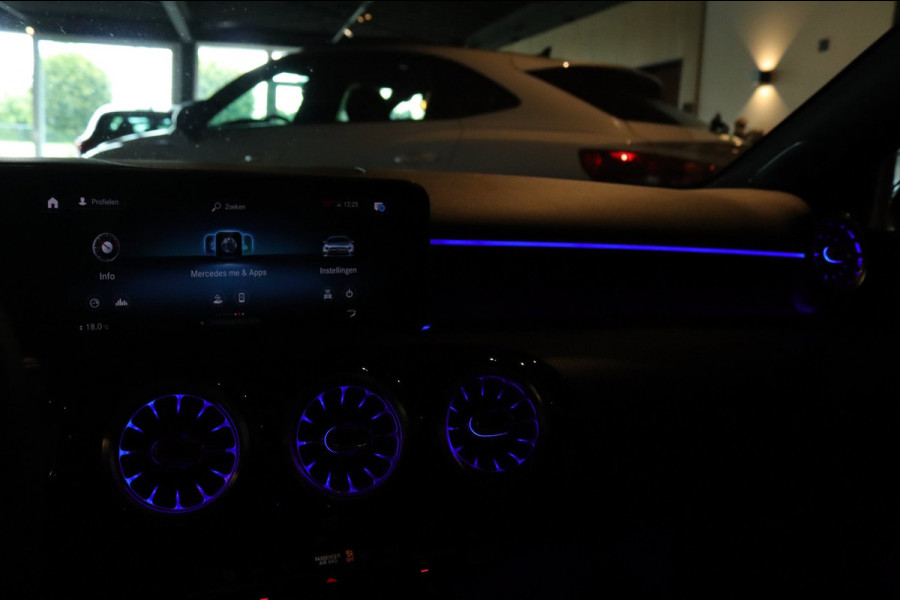 Mercedes-Benz A-Klasse A-Klasse A 250 A250 4Matic AMG Line sedan / sfeerverlichting / pano /carplay