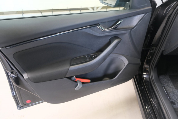 Škoda Kamiq 1.0 TSI Business Edition - N.A.P. Airco, Cruise, PDC, Carplay, Trekhaak.