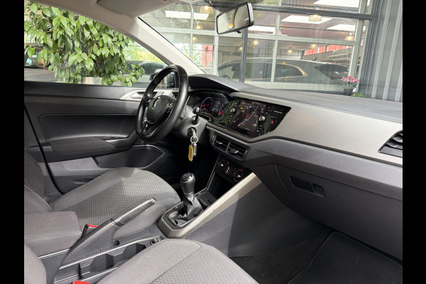 Volkswagen Polo TSI 95PK COMFORTLINE NAVIGATIE/CRUISE/PARKEERSENSOREN