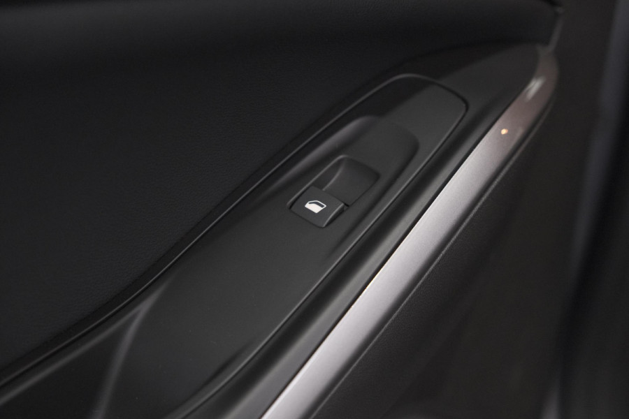 Opel Grandland 1.6 Turbo Plug-In Hybrid GS 225 | Adaptieve Cruise Control | Stuurverwarming | Navigatie
