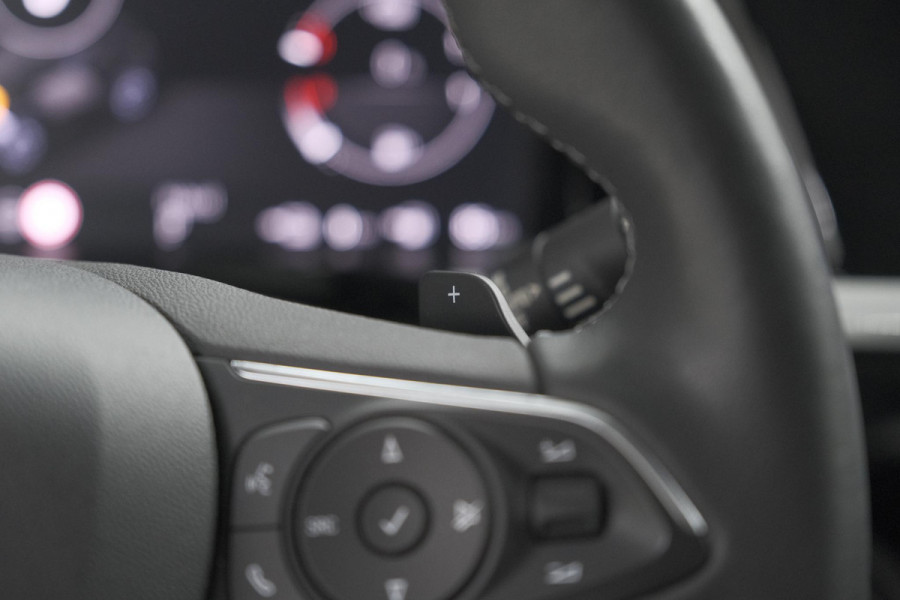 Opel Grandland 1.6 Turbo Plug-In Hybrid GS 225 | Adaptieve Cruise Control | Stuurverwarming | Navigatie