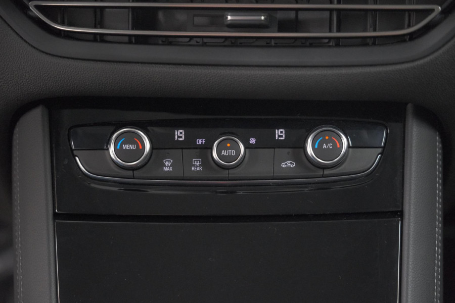 Opel Grandland 1.6 Turbo Plug-In Hybrid GS 225 | Adaptieve Cruise Control | Stuurverwarming | Navigatie