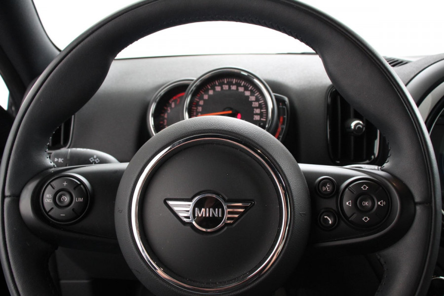 MINI Countryman 1.5 Automaat Cooper Salt Climate Control Lederen bekleding Cruise Control Parkeersensoren V+A Getinte ramen