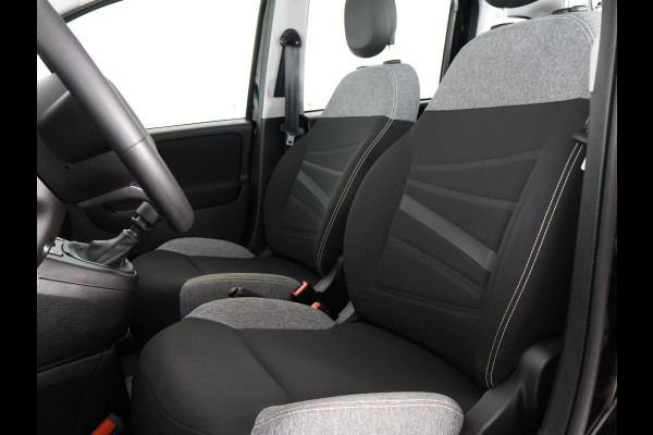Fiat Panda 1.0 HYBRID City Life | Apple Carplay & AndroidAUTO | Parkeersensoren | Airco |