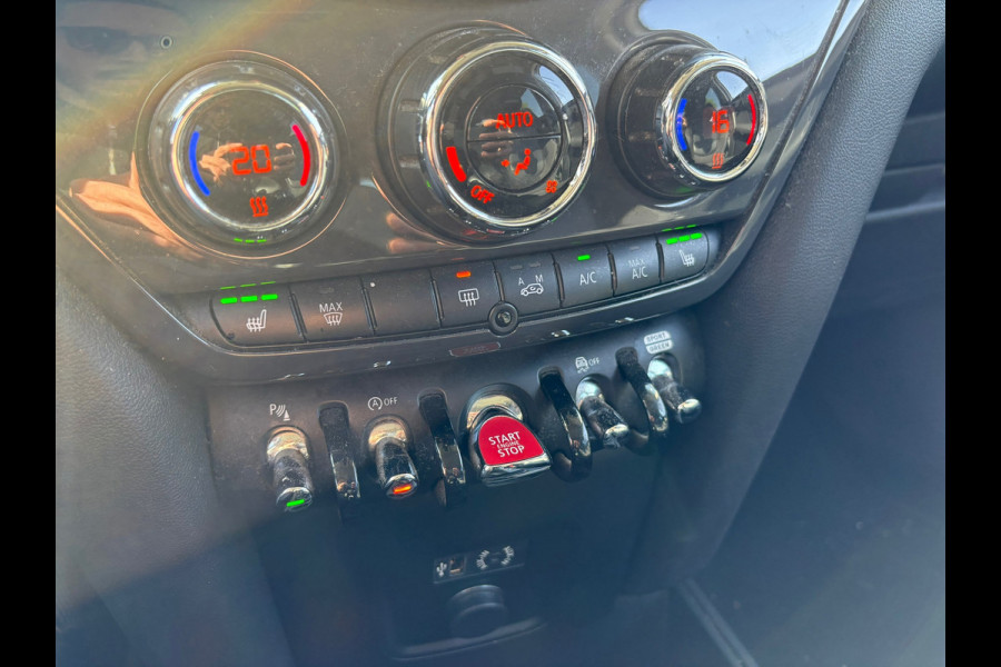 MINI Countryman 1.5 One Chili