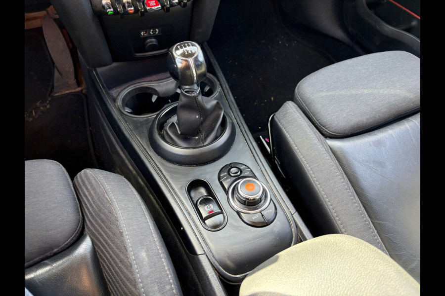MINI Countryman 1.5 One Chili