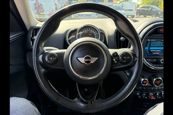 MINI Countryman 1.5 One Chili