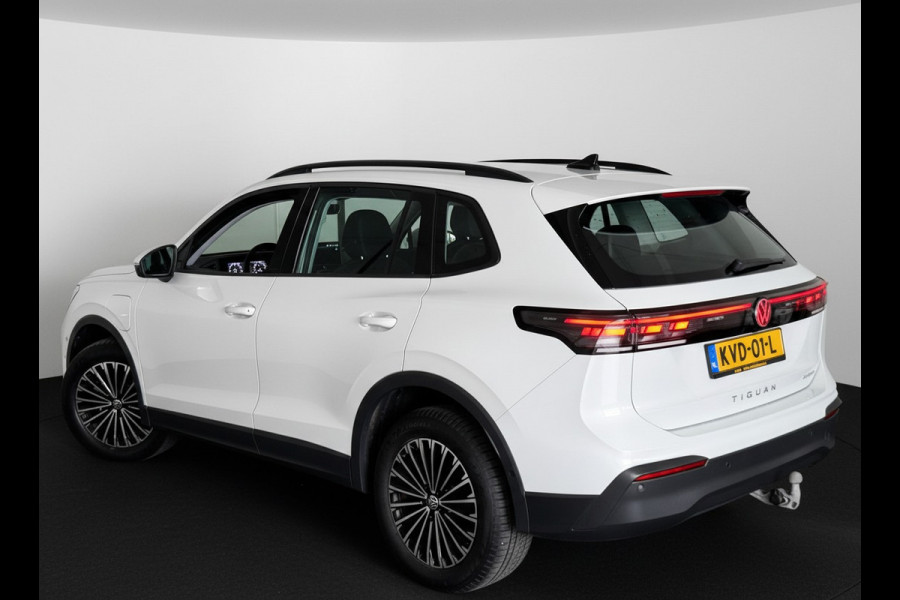 Volkswagen Tiguan 1.5 TSI 204PK eHybrid DSG LIFE 360°CAMERA/HARMAN-KARDON/HEAD-UP/TREKHAAK *Fabrieksgarantie 2030*