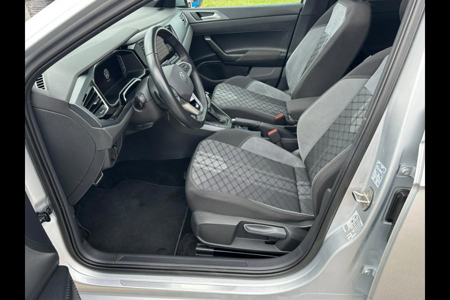 Volkswagen Taigo 1.5 TSI 3X R-Line Business IQ-Lights Panoramadak! Stoelverwarm! 150PK! Dealer onderh!