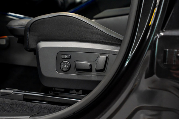 BMW X3 30e xDrive *M-Sport Pro / Panorama / Stoelventilatie / Harman-Kardon / Surround-View / Keyless-Entry*